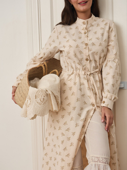 Платье-рубашка с кружевом