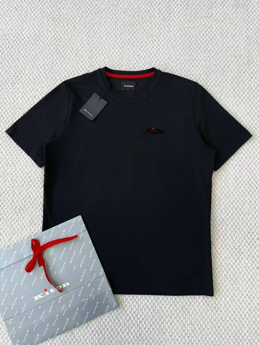 Футболка Kiton