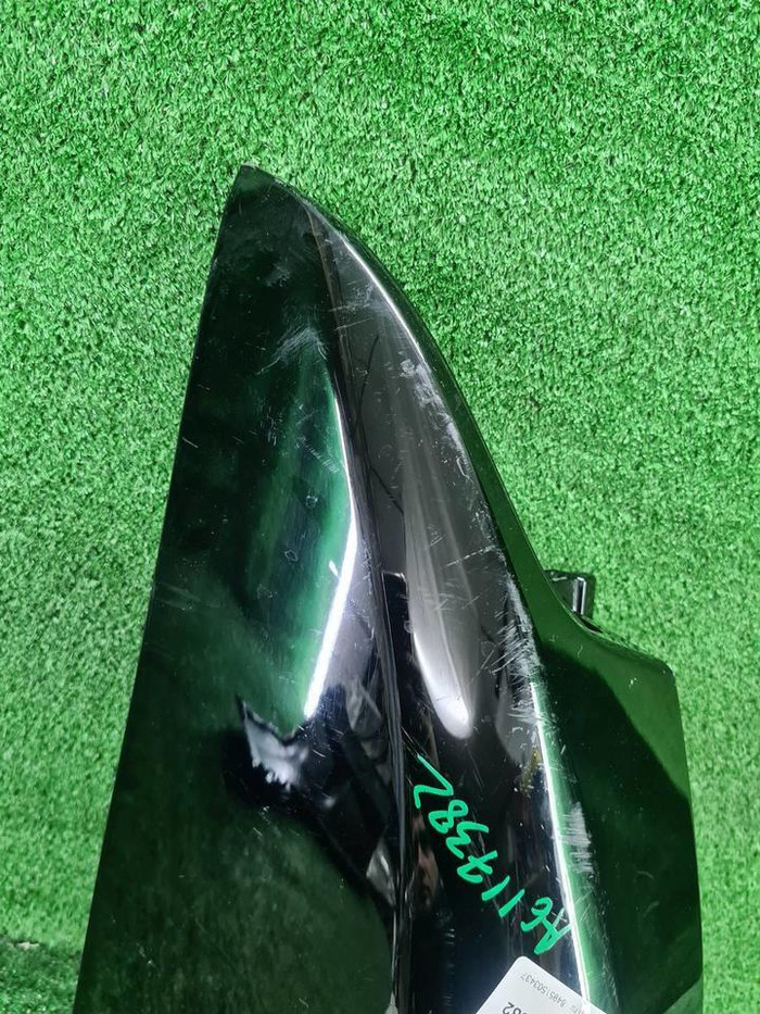 Бампер задний левай часть Toyota Alphard 3 (17-23)