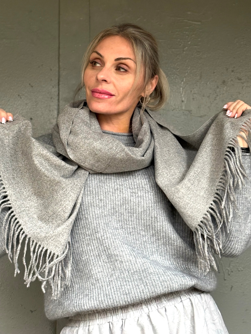 Палантин /серый