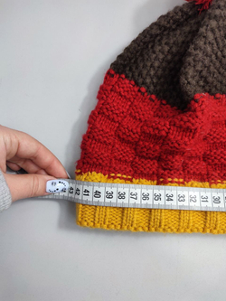 Шапка модная