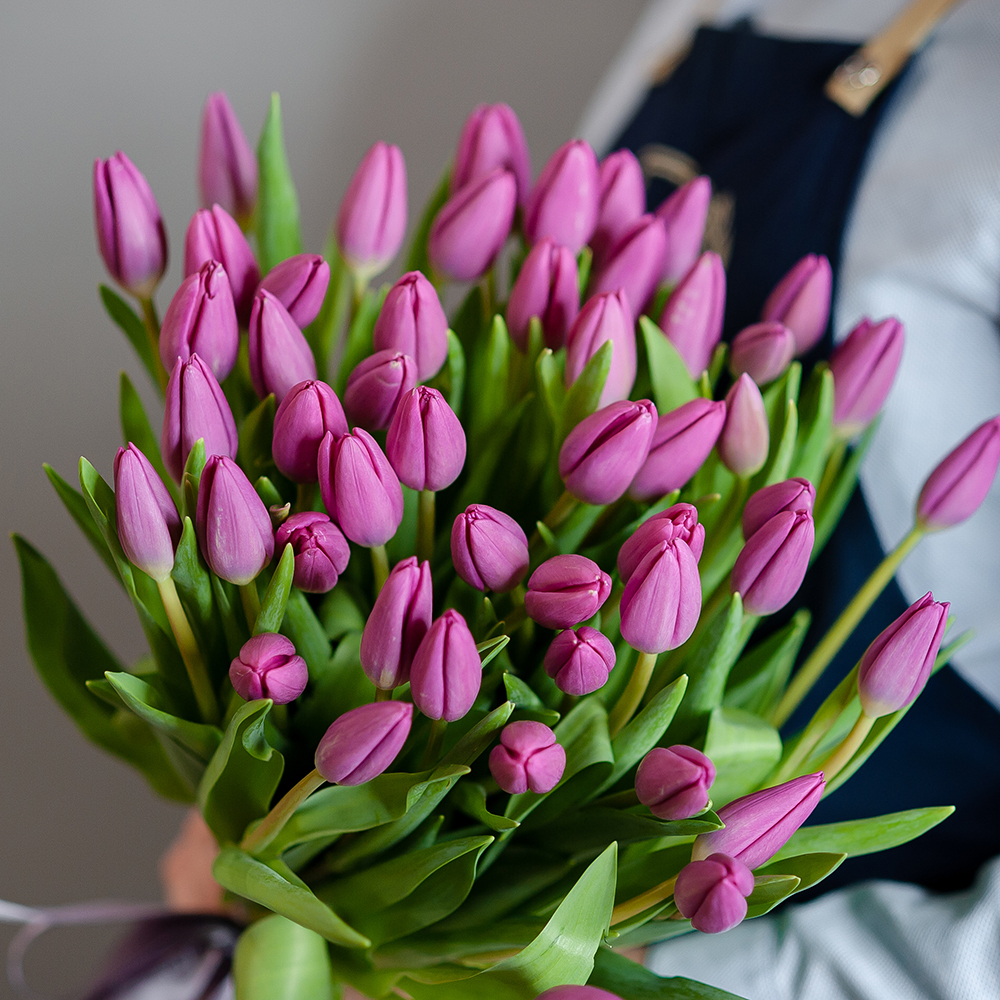 Тюльпаны розовые под ленту