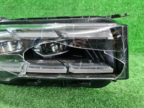 Битая Фара правая Geely Monjaro (2021-н.в.) LED