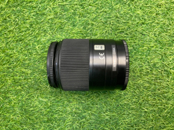 Sony DT 18-70mm 3.5-5.6