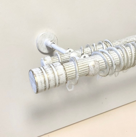 Карниз кованый рифленый для штор Ост Цилиндр II d 25/16 двухрядный, цвет белое золото