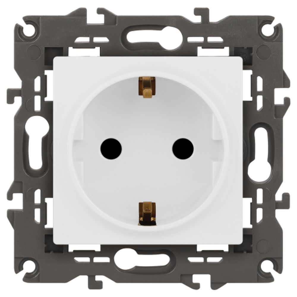 Розетка ЭРА Elegance 14-2102-01М с заземлением 2P+E Schuko со шторками 16А-250В белый матовый