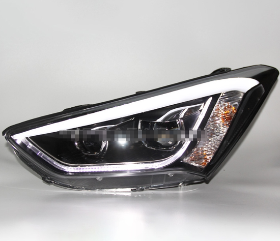 Передние биксеноновые фары Хендай Санта Фе 2013-2015 V4 Type [Комплект Л+П; ходовые огни; электрокорректор; биксеноновая линза]