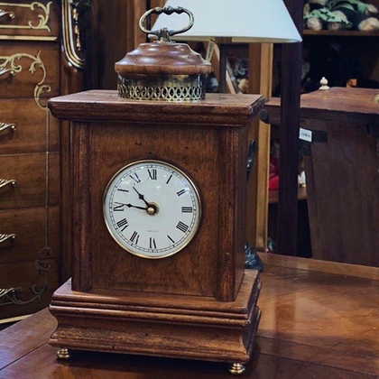 Часы прямоугольные 28 см