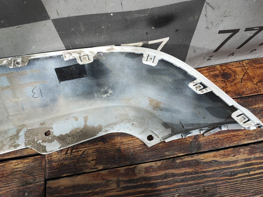 Накладка заднего бампера правая Tank 500 21-нв Б/У Оригинал 2804118XKV3AA