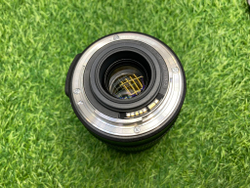 Canon EF-S 18-135mm 3.5-5.6 IS