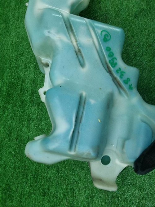 Бачок омывателя Honda CR-V 3 (2009-2012)