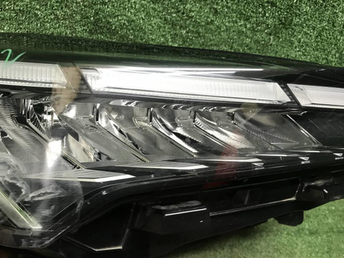 Фара правая Geely Coolray (2023-н.в.) LED