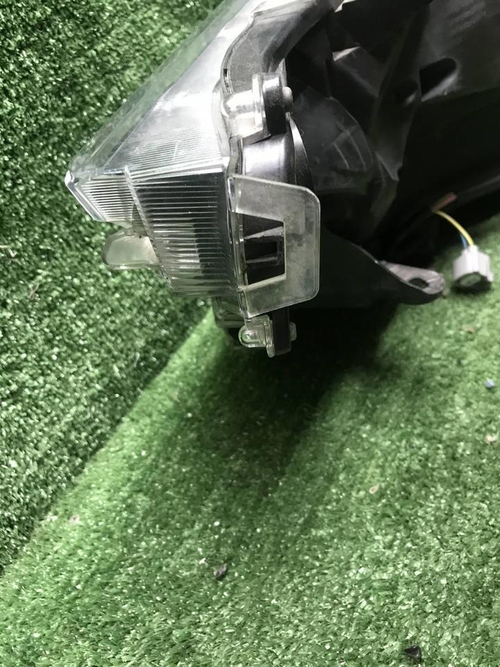 Фара правая Toyota RAV4 5 XA50 (18-нв) LED