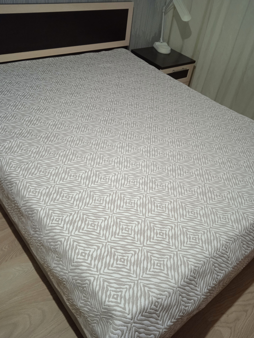 Покрывало жаккардовое двухстороннее Нежность 487-16 беж,белый евро (240х200)