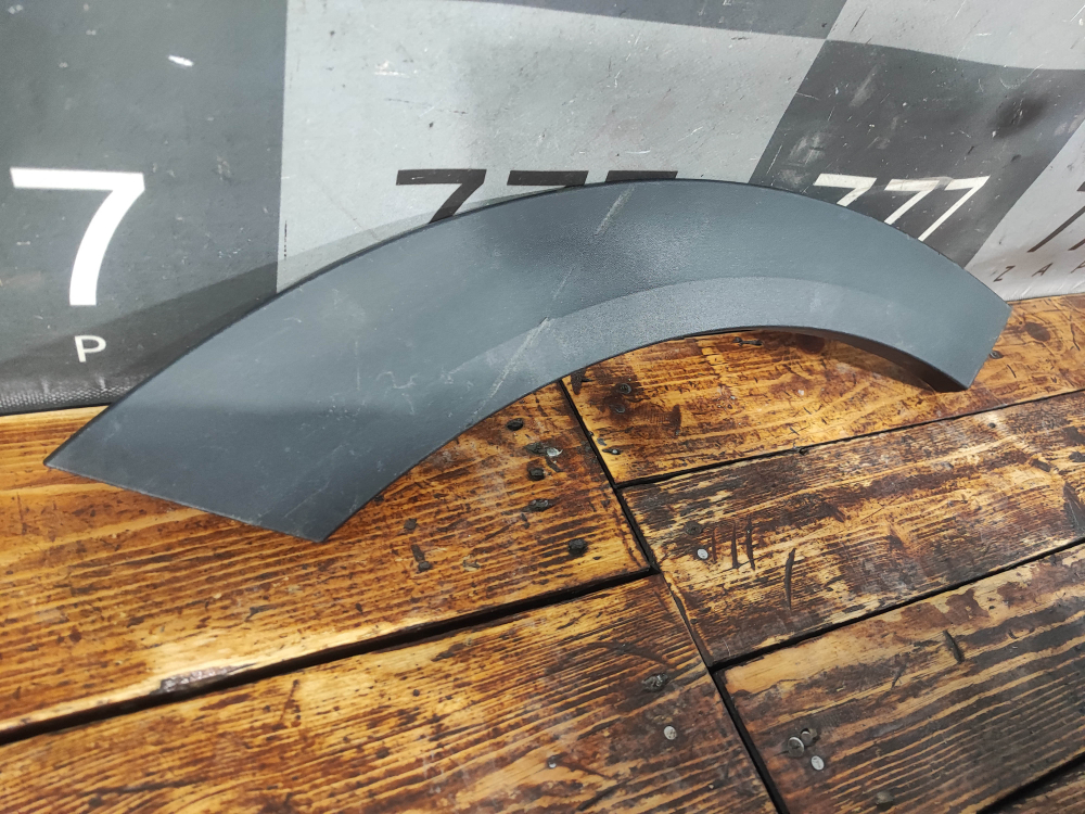 Накладка двери задней правой Haval F7 2 24-нв Б/У Оригинал 5006180XKN02A