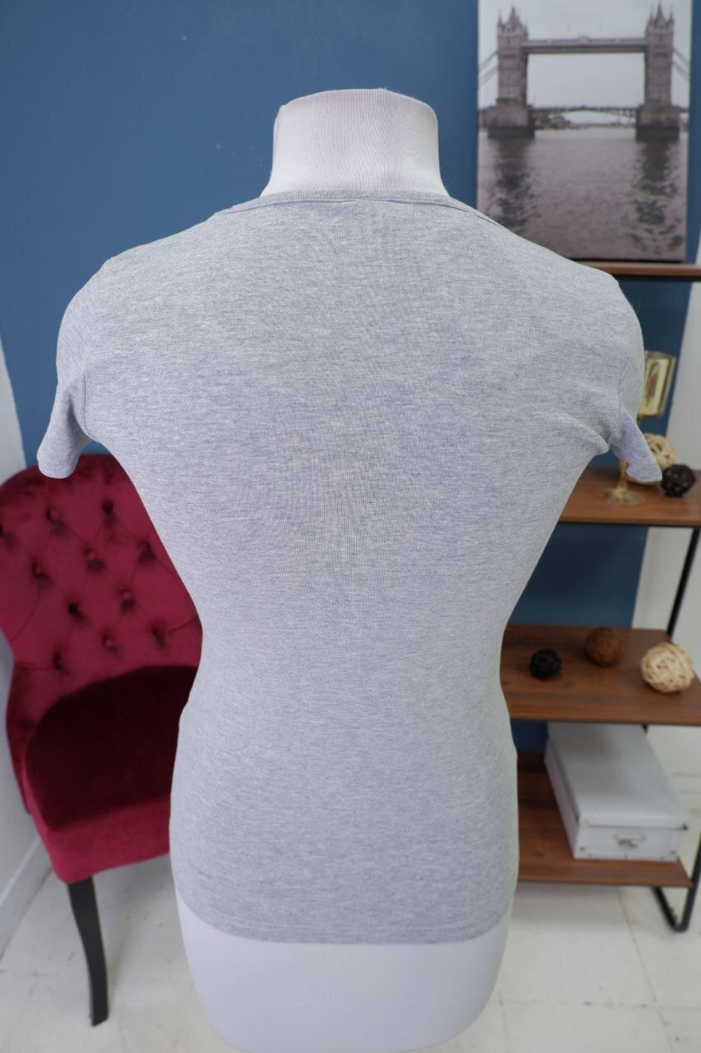 Футболка повседневная 42 размер