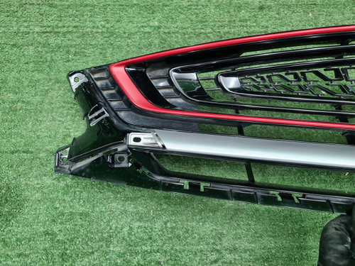 Решетка радиатора Geely Coolray (2019-2024)