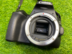 Canon 250D + 18-55mm (1000 кадров) Покупка/Продажа