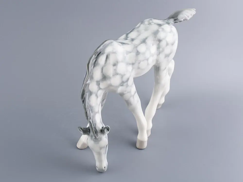 Скульптура Жеребенок пасущийся серый в яблоках арт. 82.01960.00.1