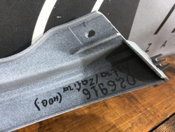 Накладка переднего бампера Opel Zafira A Новая Оригинал 90580651