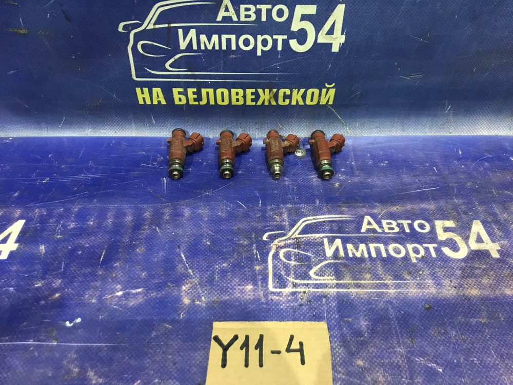 Форсунка топливная NISSAN WINGROAD 2002