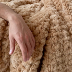 Вязаный плед из натурального меха рекс 240*220 см (бежевый однотонный)