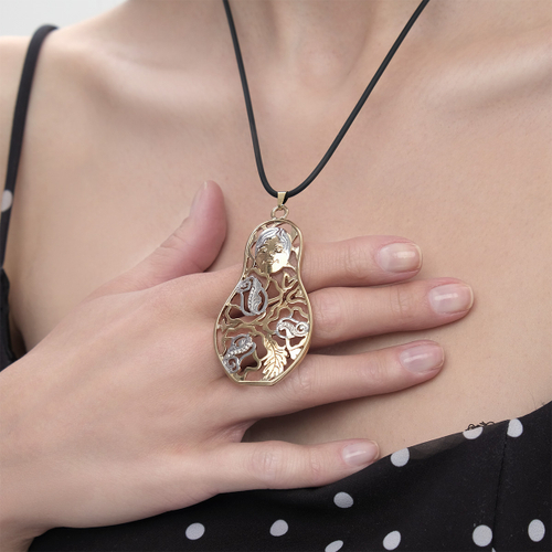 "Голуба" кулон в золотом покрытии из коллекции "Матрешки" от Jenavi  с замком карабин