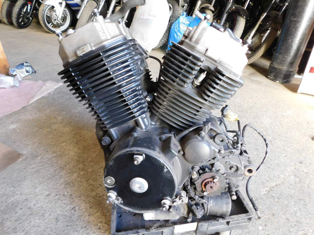 Двигатель Honda Shadow VT400S NC46 NC46E-1000875