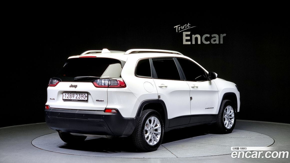 Jeep Cherokee (KL) 2.4 론지튜드 AWD (10.2019)