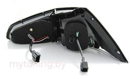 Задние фонари smoke red led bar VW Golf MK7