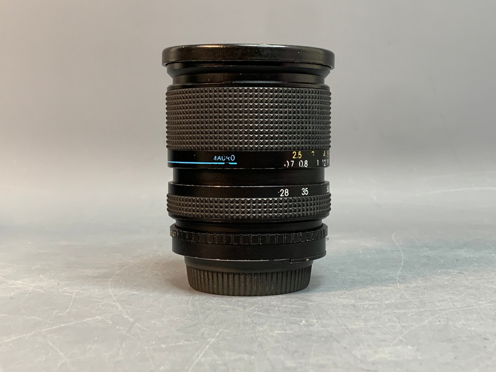 Exakta 28-70mm f/4 Macro MC NIkon F, потертости и царапины на передней линзе