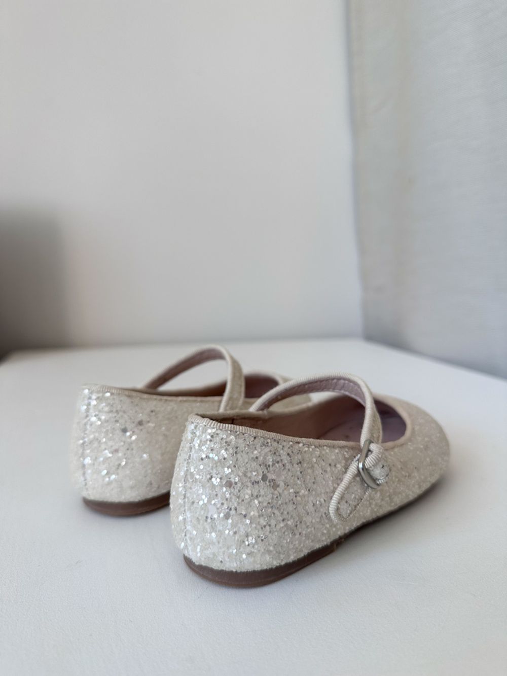 Новые туфли Age of Innocence, 25,5