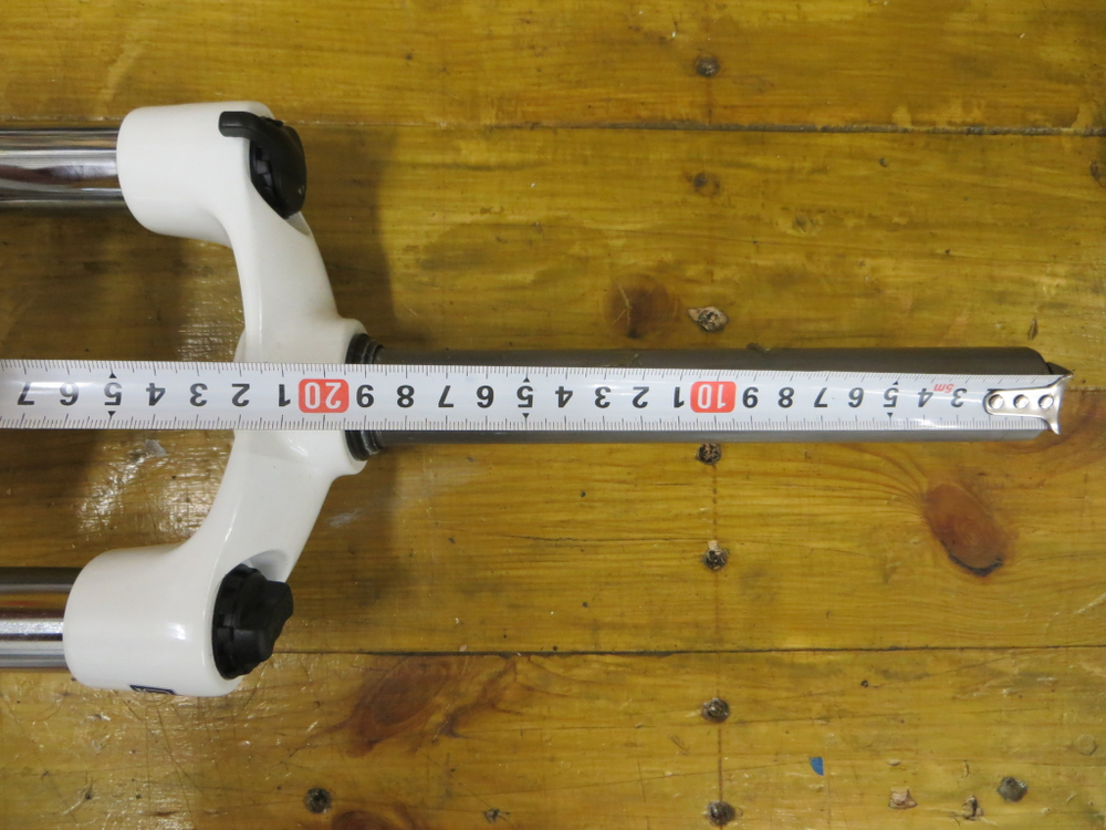 Новая вилка SR Suntour SF14 XCT MLO размер колеса 29"