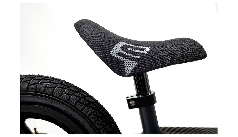 Беговел Scool pedeX easy 12