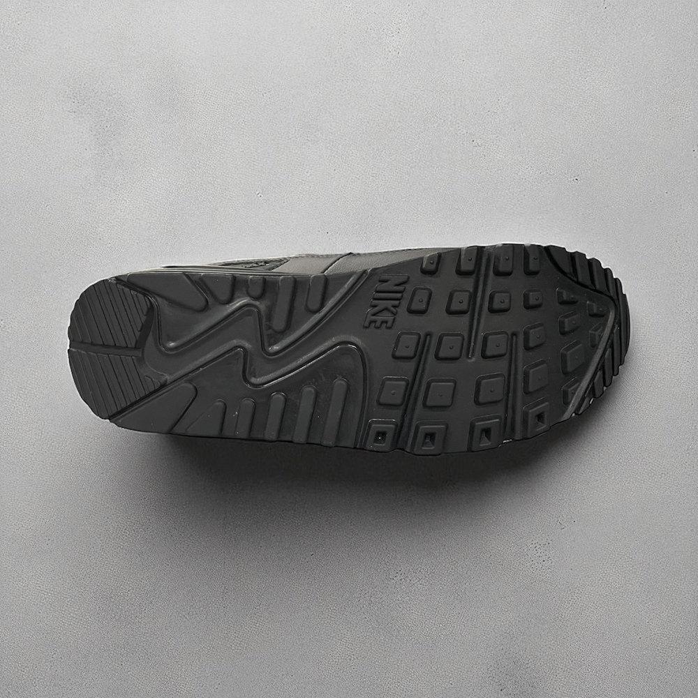 Nike Air Max 90 • Black