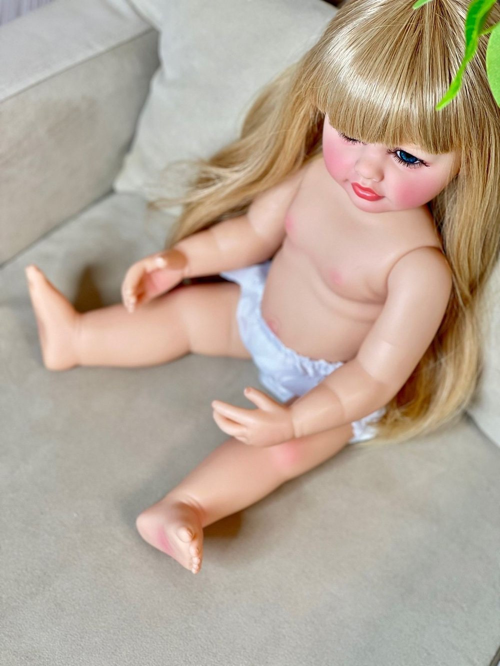Кукла Реборн виниловая 55см без одежды (FA-542W)