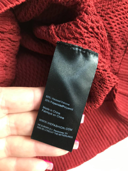 Джемпер WE яркого цвета, маркировка S, визуально на 44 размер