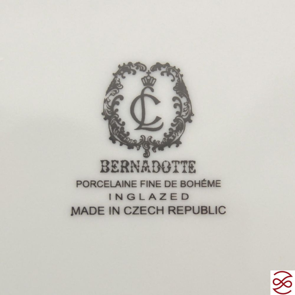 Набор тарелок 18 предметов Bernadotte Синие розы