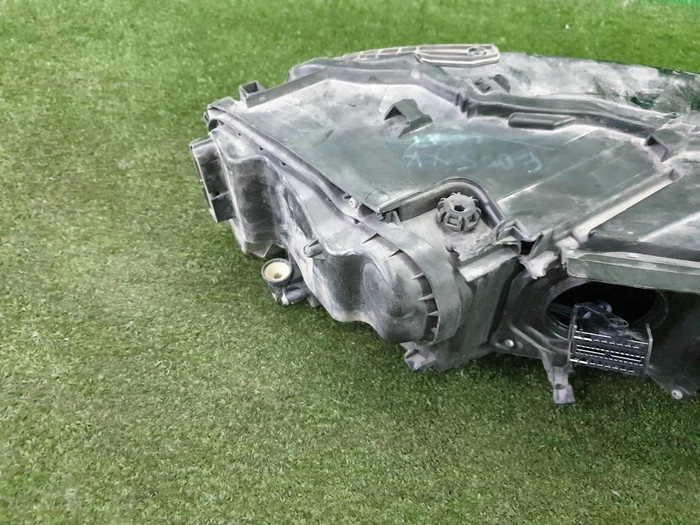 Фара левая Audi Q7 2 (2019-н.в.) LED Matrix