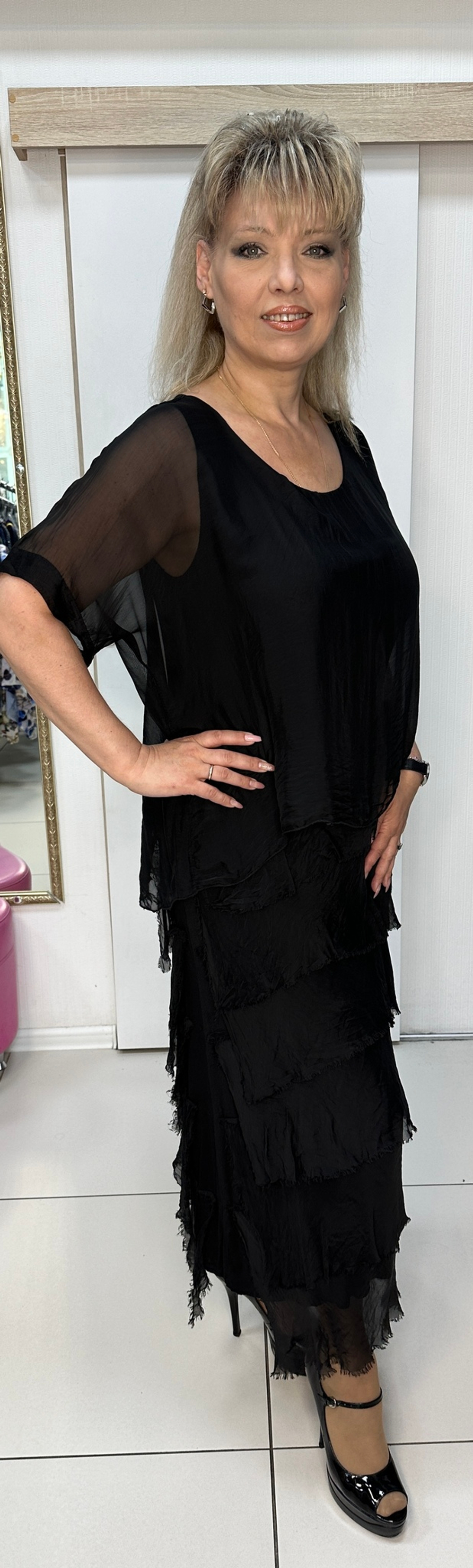 Черное итальянское шелковое платье с шифоновой "рванкой"