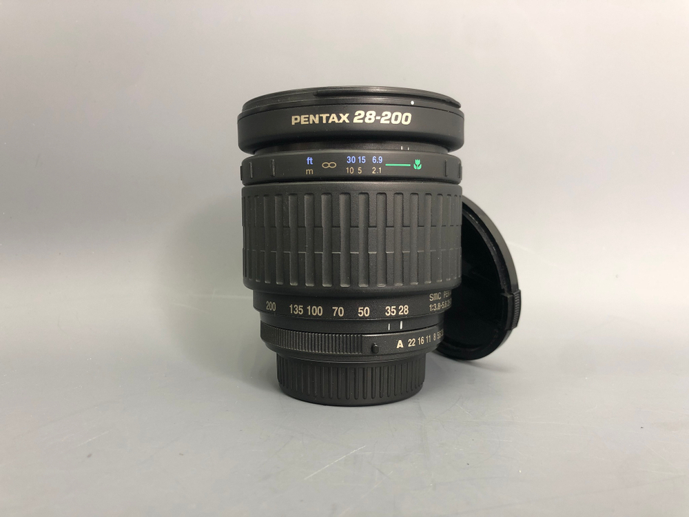 Pentax-FA SMC 28-200mm 3.8-5.6