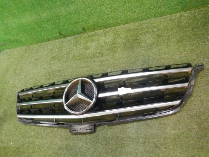 Решетка радиатора Mercedes ML W166 (2011-2015)