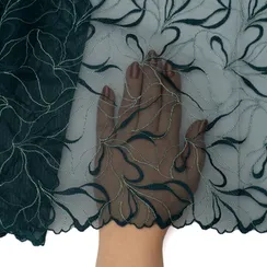 Вышивка на сетке изумруд 23 см