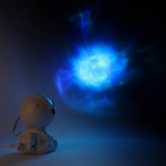 Светильник-ночник проектор неба BY Космонавт, 5W, пульт ДУ, USB, 9x8x13см, пластик, белый