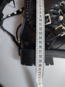 Ботинки ZARA в стиле гранж 38 размер