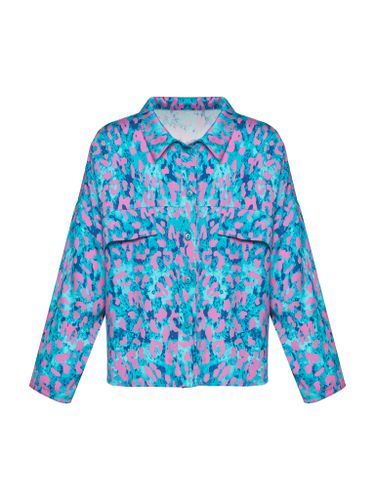 Розово-голубой костюм-двойка с принтом