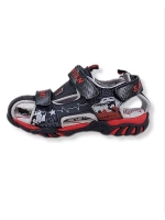 Сандалии для мальчика закрытые