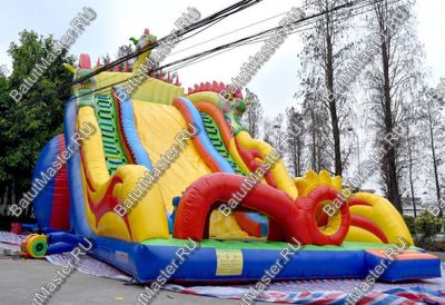 Коммерческий надувной батут "Змей Горыныч 2" 15*7*11 м