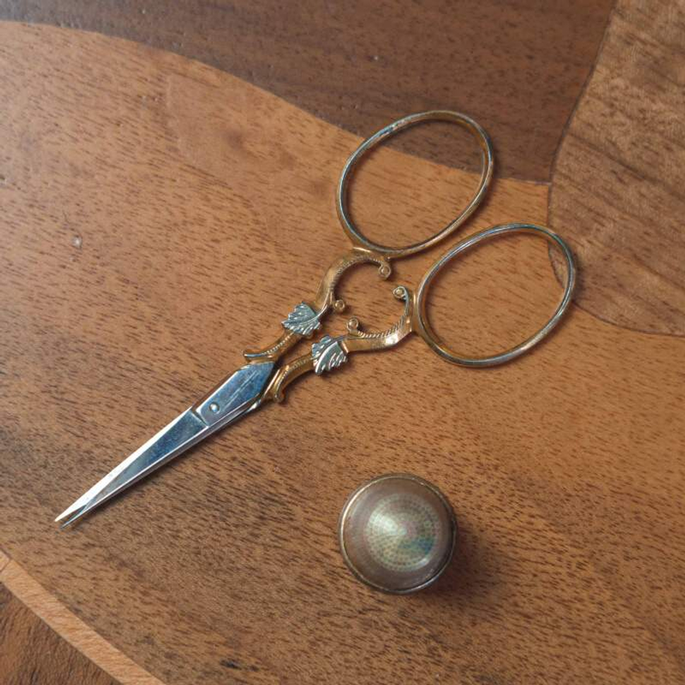 Антикварный дорожный швейный набор «NÉCESSAIRE»