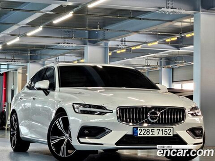 Volvo S60 3 Generation B5 Inscription (09.2021)